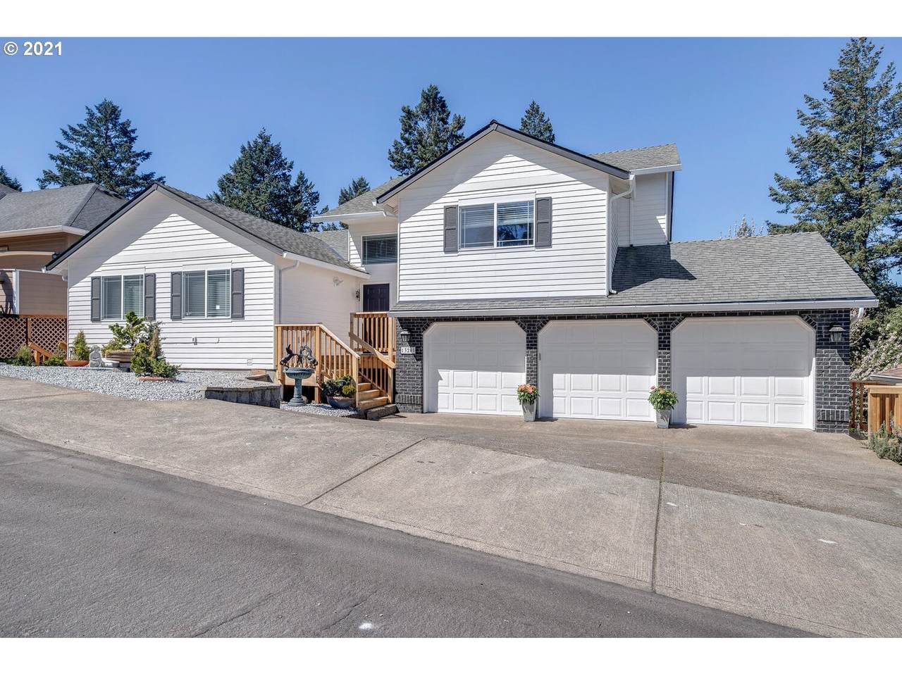 13261 Essex Dr - Photo 1