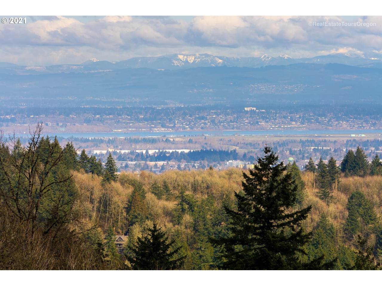 318 Skyline Blvd - Photo 1