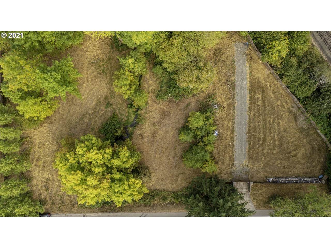 707 Grace Ave - Photo 1