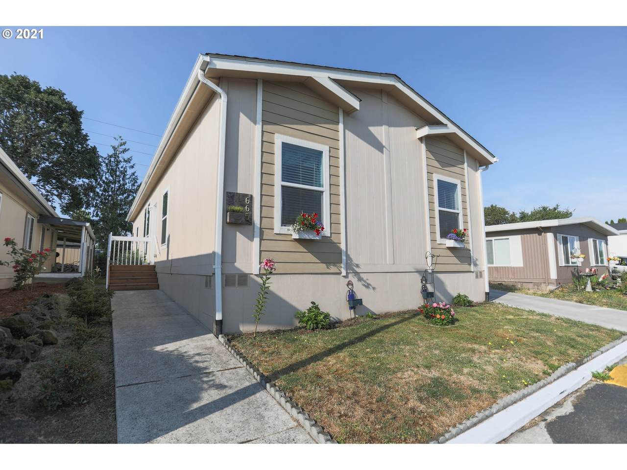 665 Liberty Bell Dr - Photo 1
