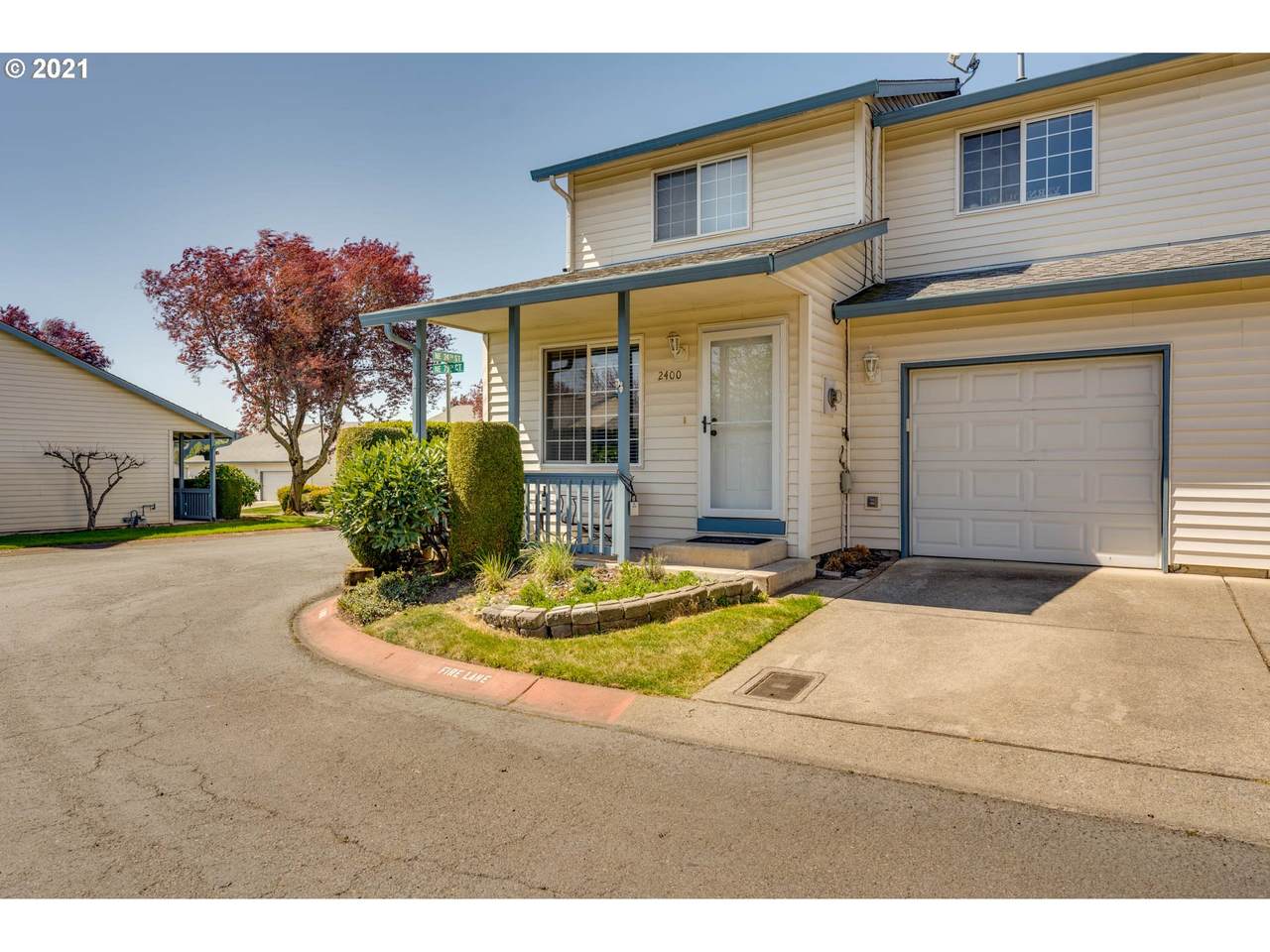 2400 79TH Ct - Photo 1