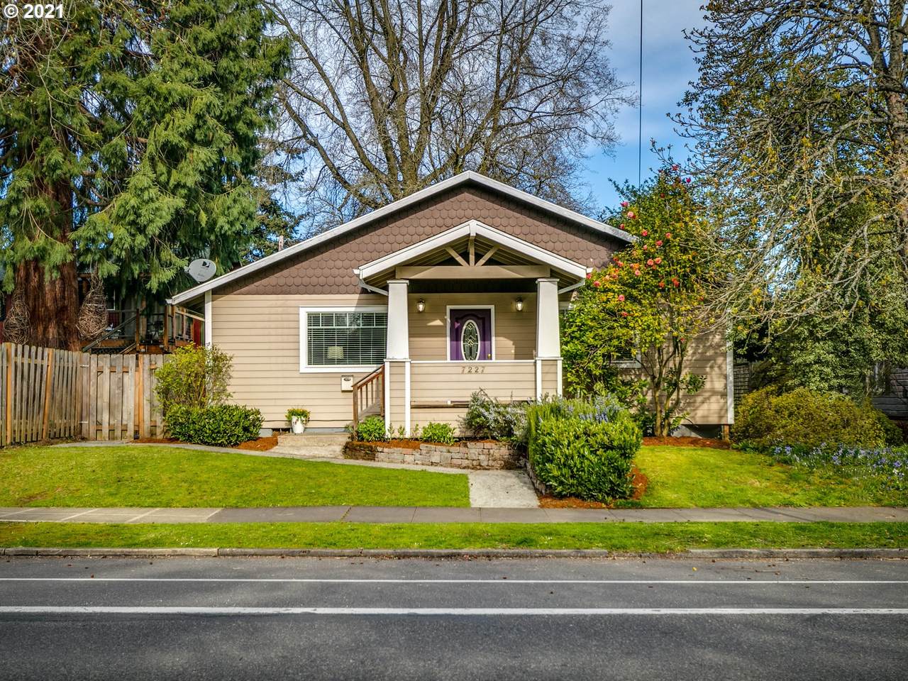 7227 Portsmouth Ave - Photo 1