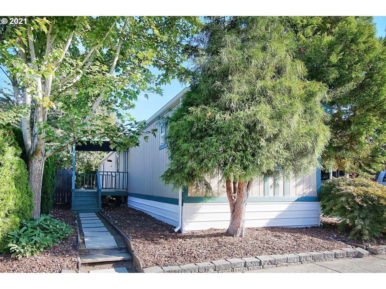 10660 Wilsonville Rd - Photo 1