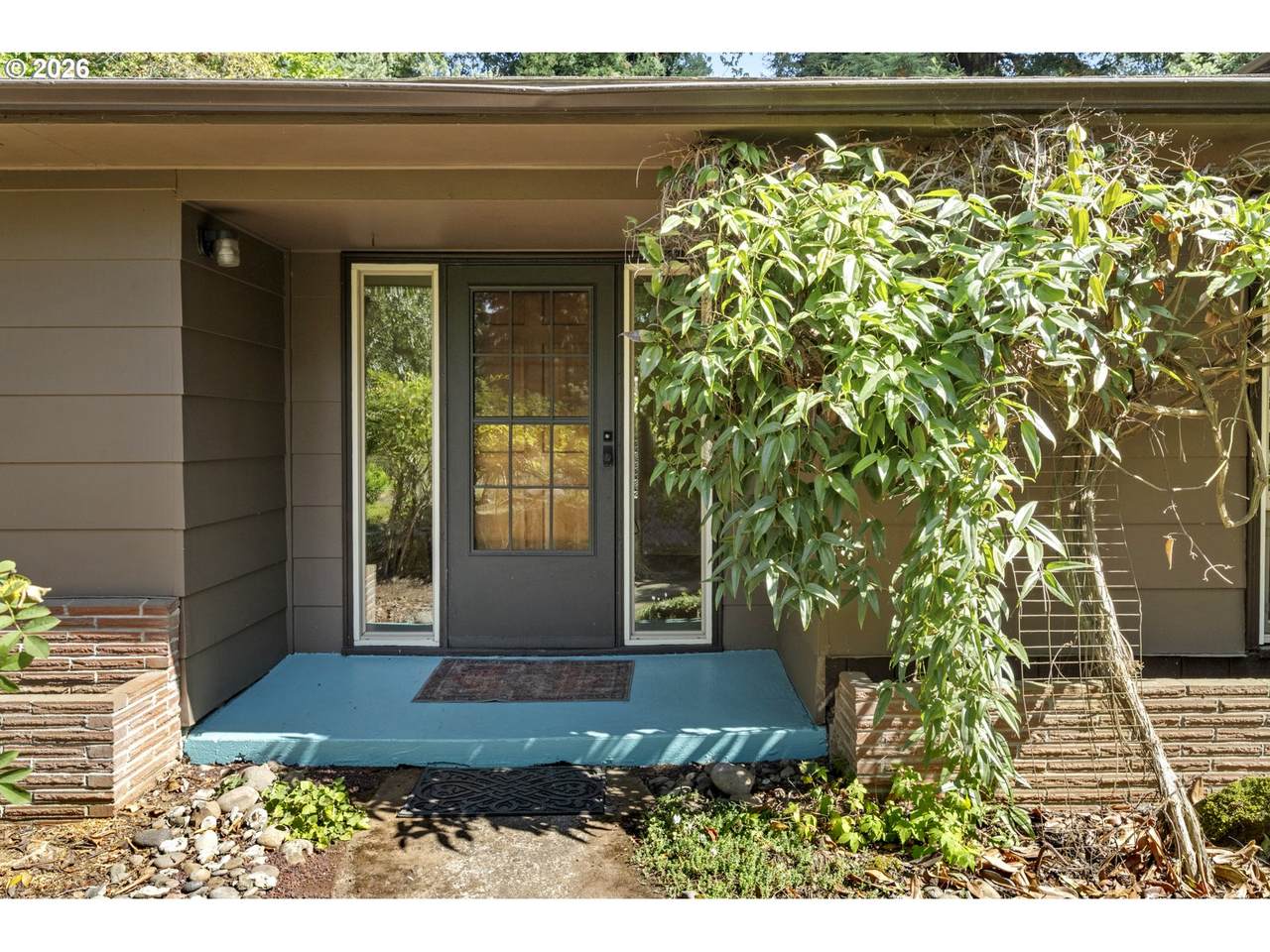 https://bt-photos.global.ssl.fastly.net/portland/1280_boomver_1_213611777-2.jpg