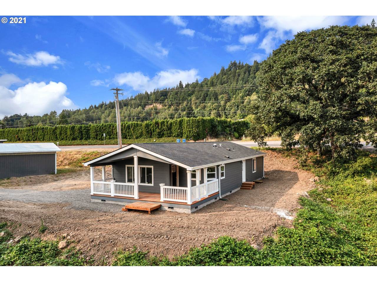 5423 Meeker Dr - Photo 1