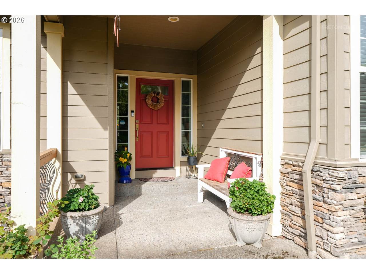 https://bt-photos.global.ssl.fastly.net/portland/1280_boomver_1_213651034-2.jpg