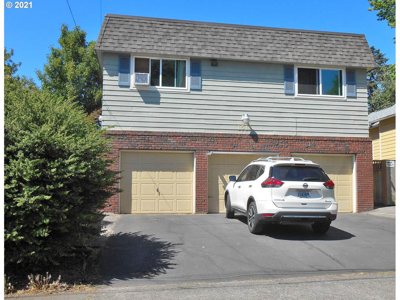 1513 Ash St - Photo 1