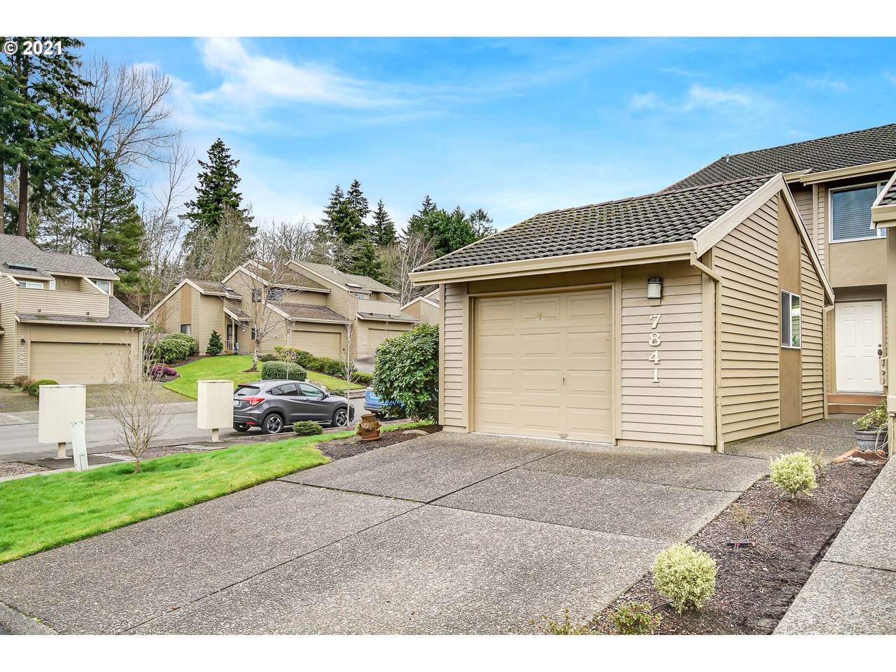 7841 Raintree Dr - Photo 1