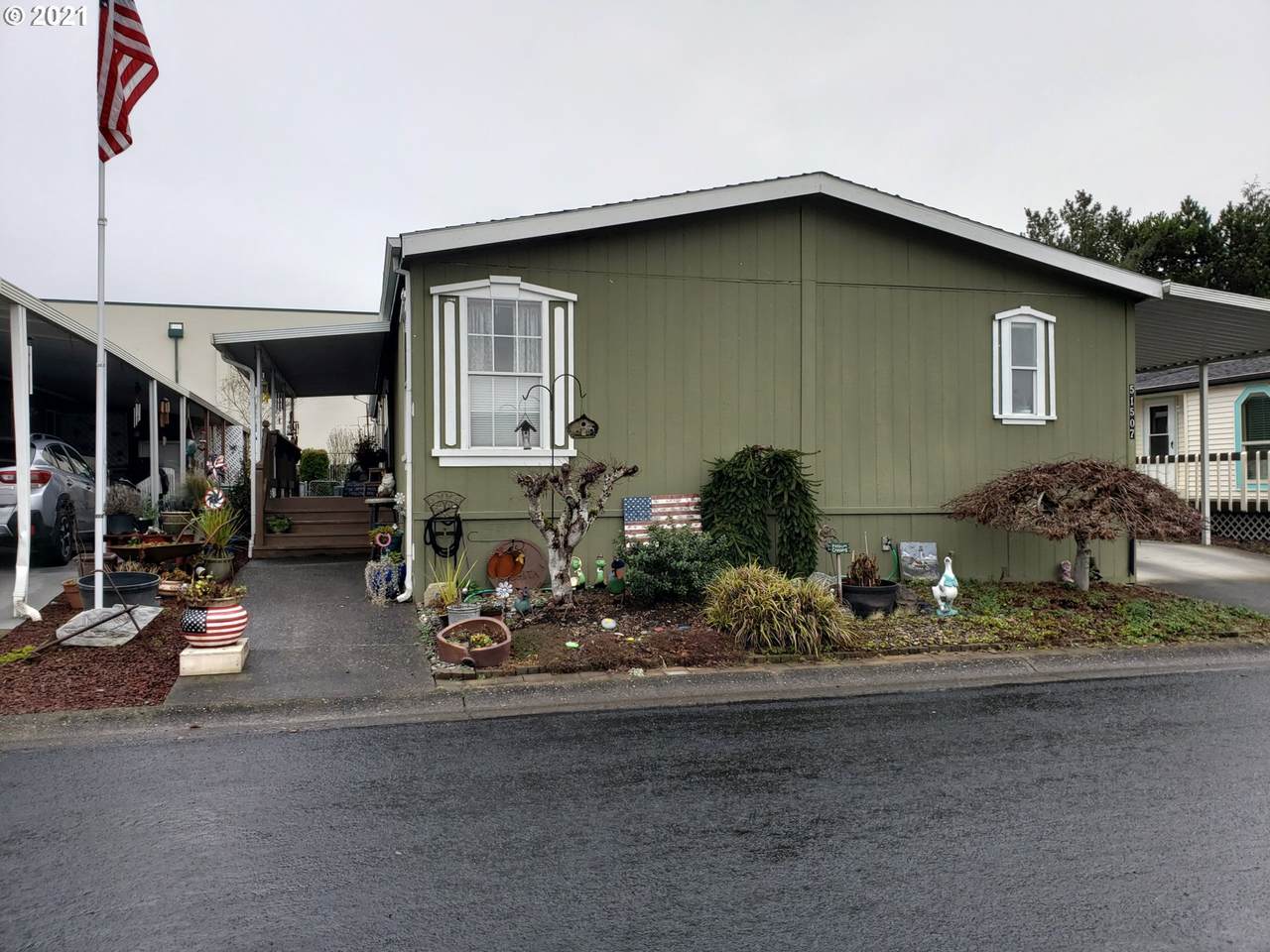 51507 Oak Grove Dr - Photo 1