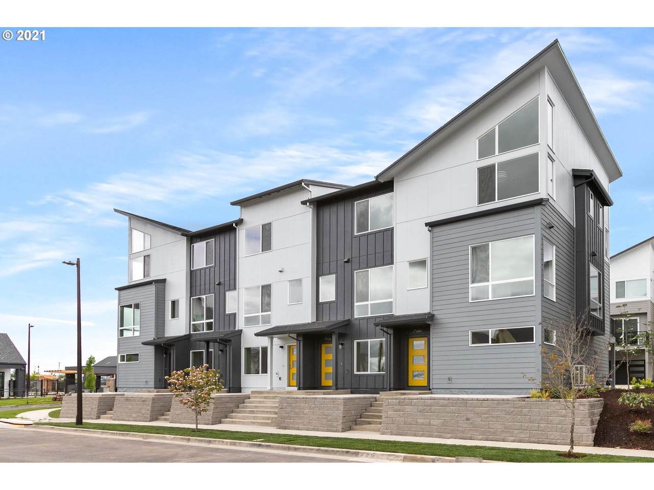 17105 Albatross Ln - Photo 1