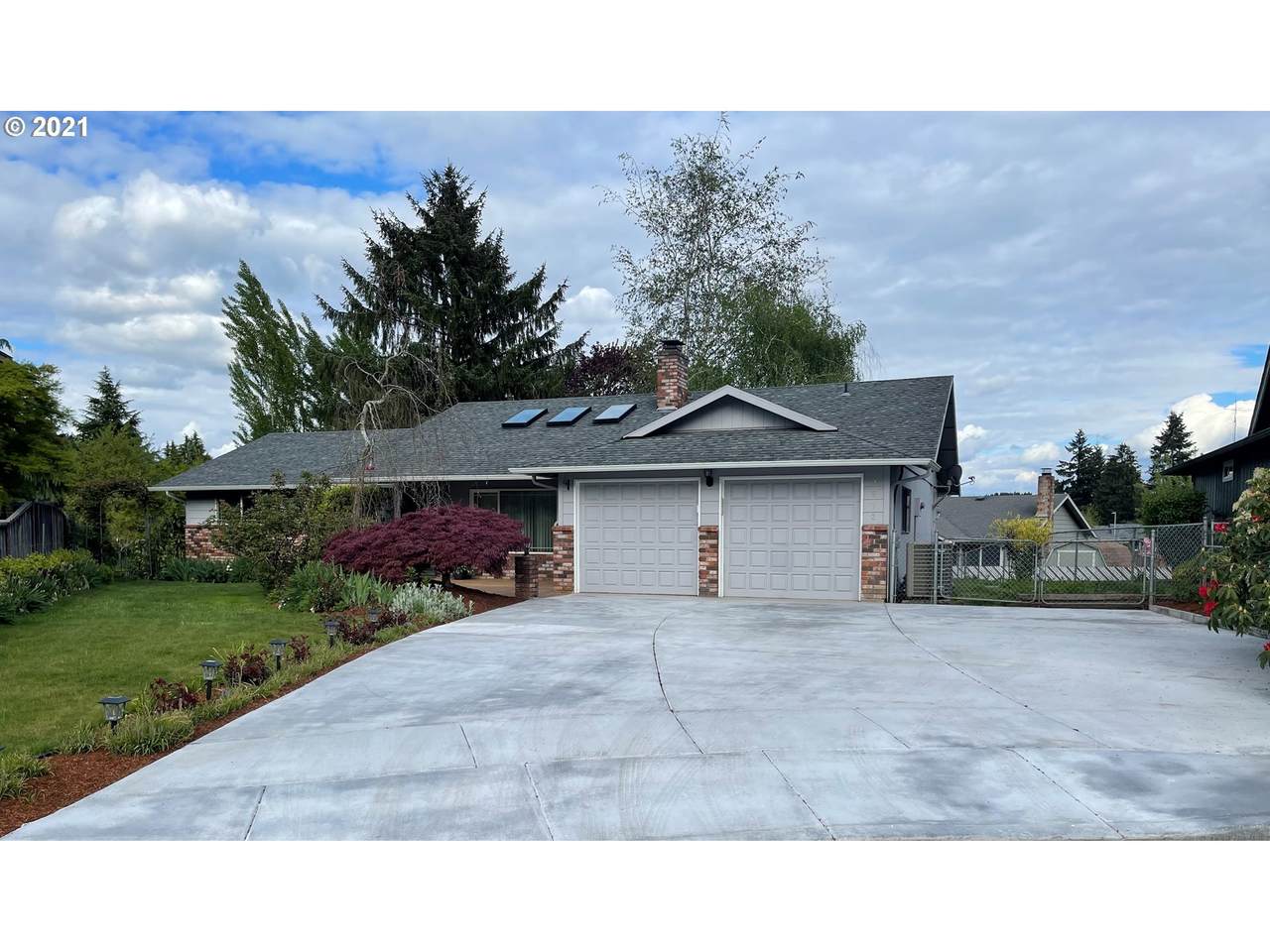 9512 20TH Ave - Photo 1