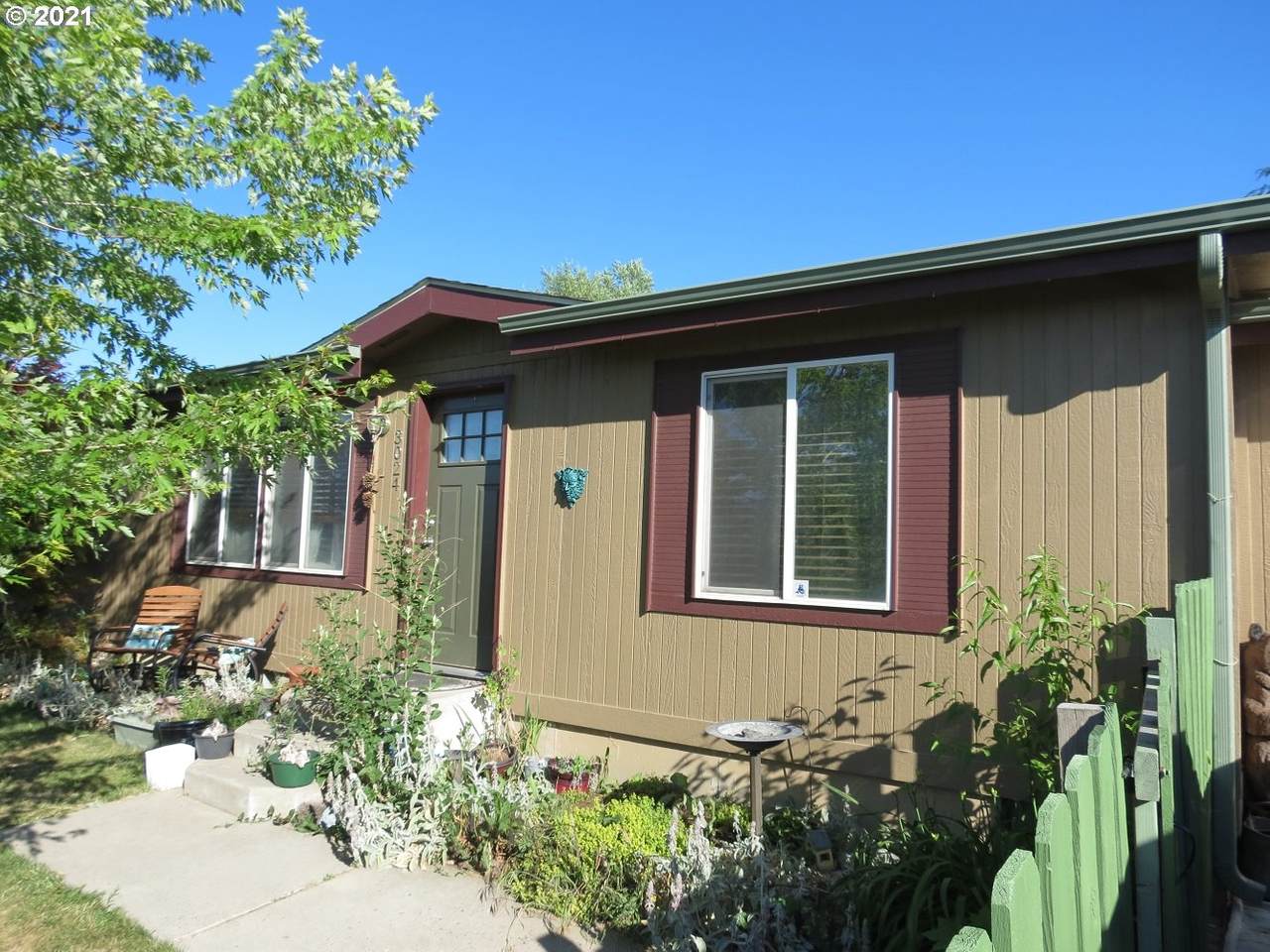 3024 Overlook St - Photo 1