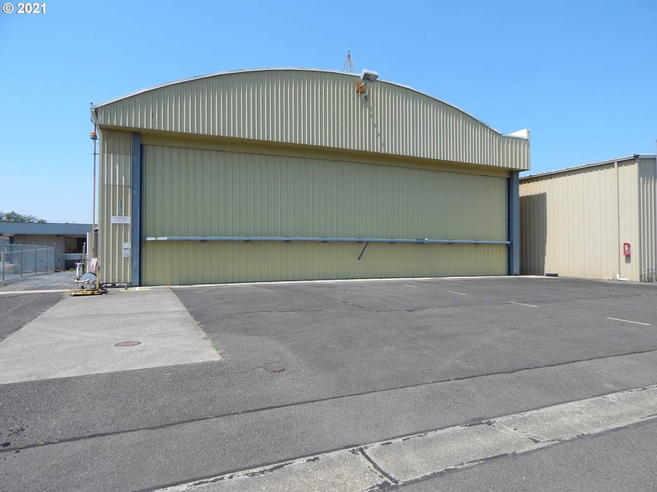 2311 Aviation Dr - Photo 1