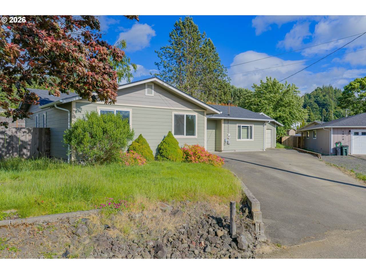 https://bt-photos.global.ssl.fastly.net/portland/1280_boomver_1_213996720-2.jpg