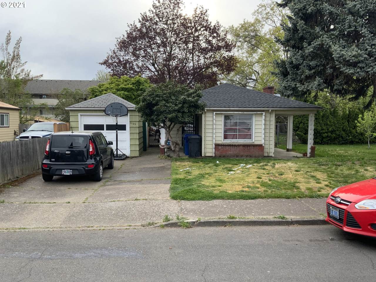 1175 38th Ave - Photo 1