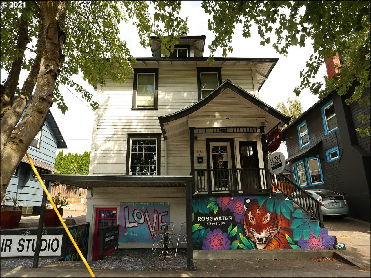 2915 Broadway St - Photo 1