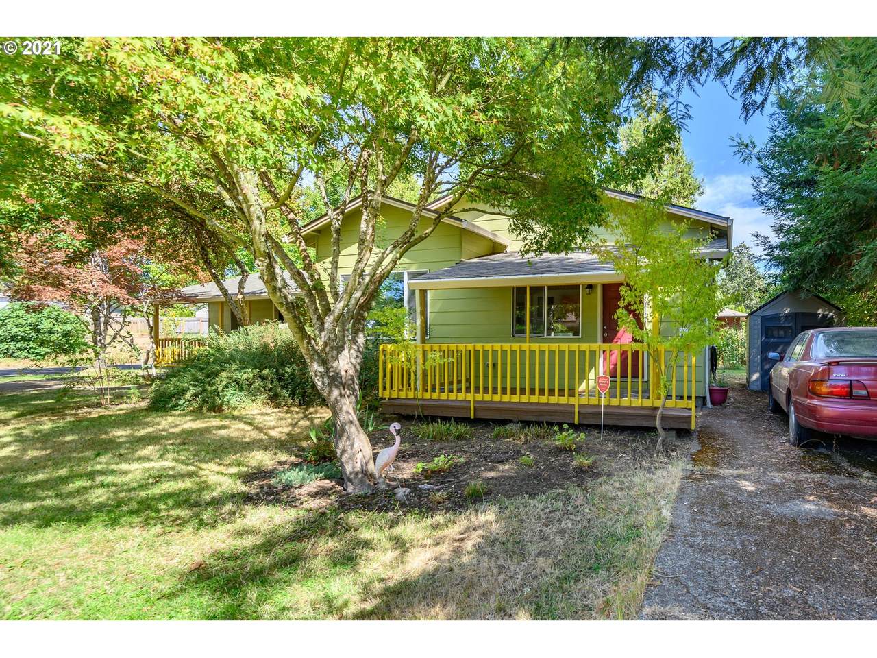 1674 Morgan Ln - Photo 1