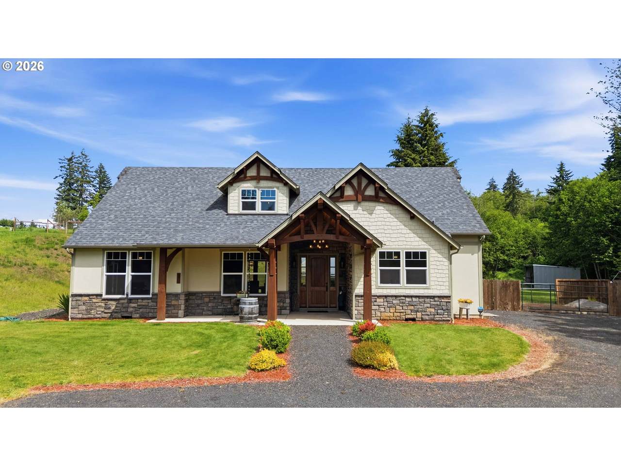 https://bt-photos.global.ssl.fastly.net/portland/1280_boomver_1_214302017-2.jpg