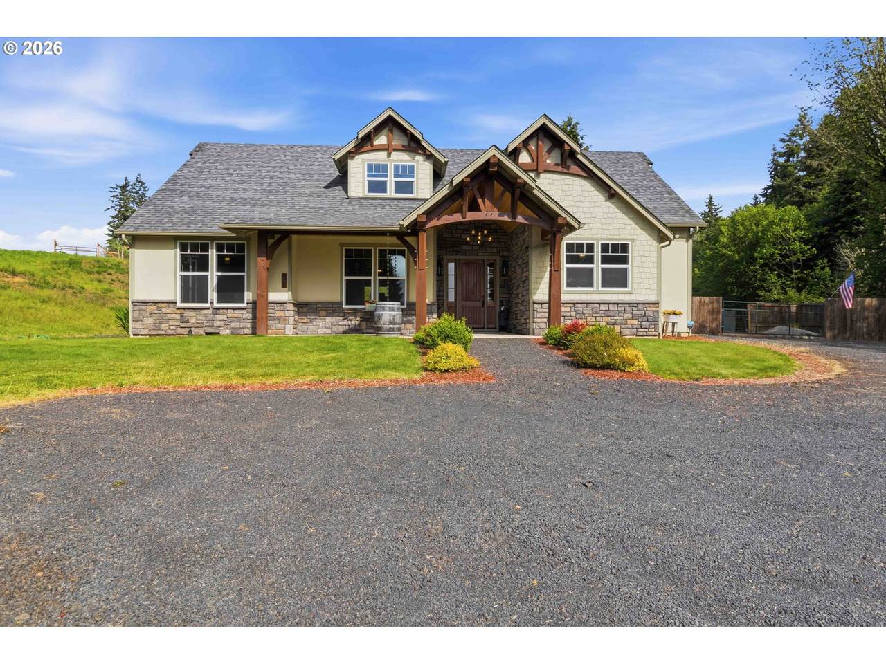 https://bt-photos.global.ssl.fastly.net/portland/1280_boomver_1_214302017-2.jpg