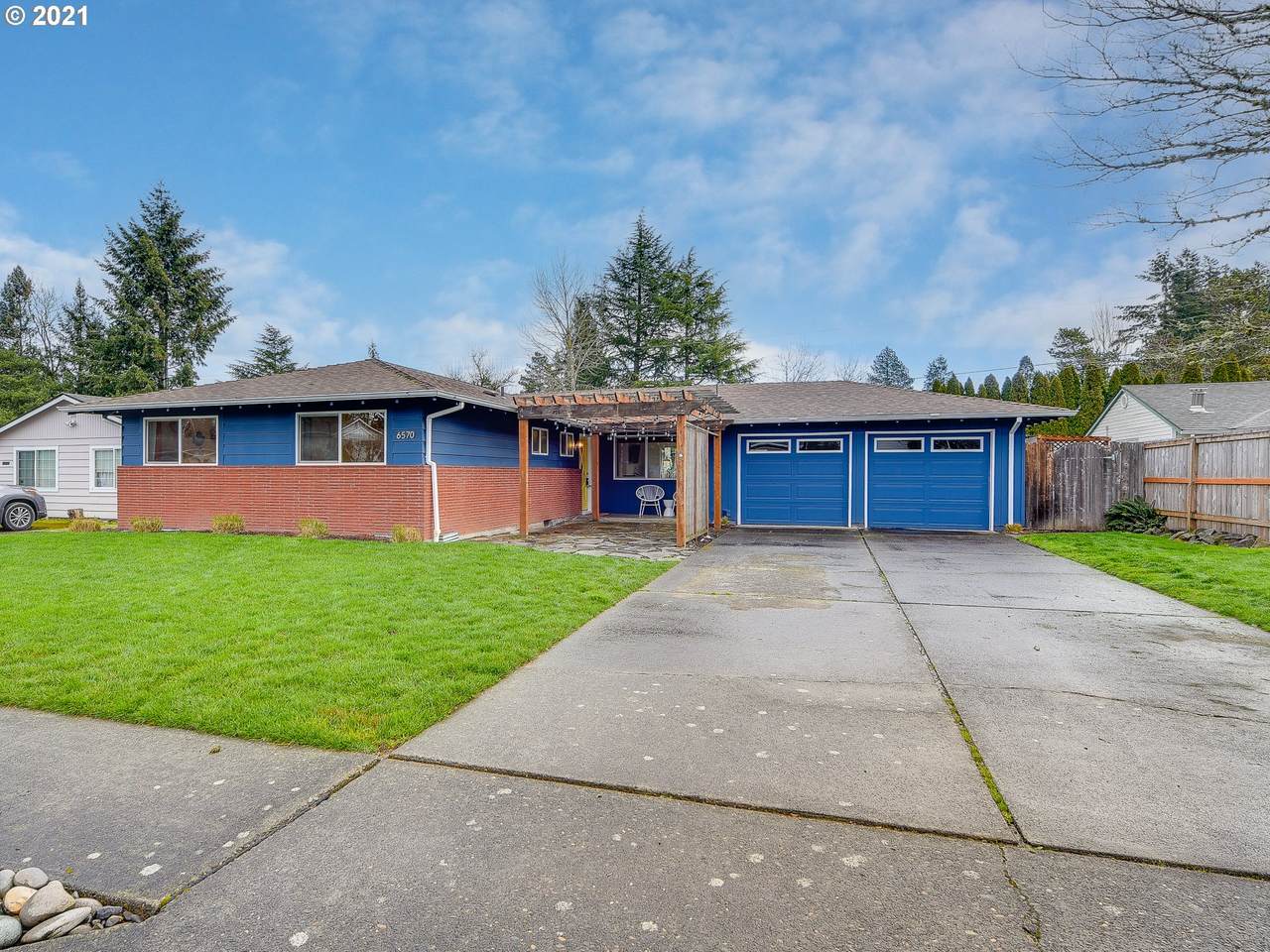 6570 Peach Ln - Photo 1
