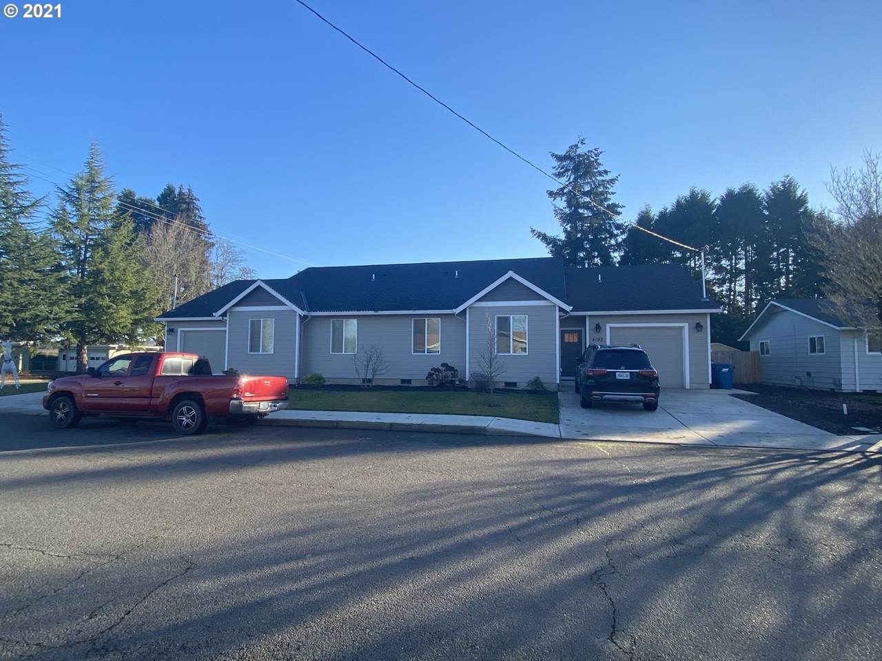 4192 Sylvia St Se - Photo 1