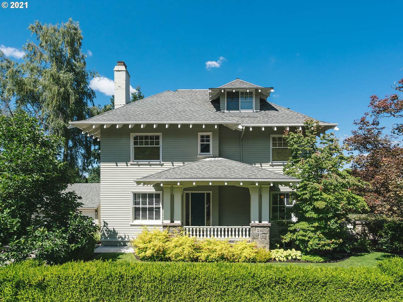 2233 18TH Ave - Photo 1