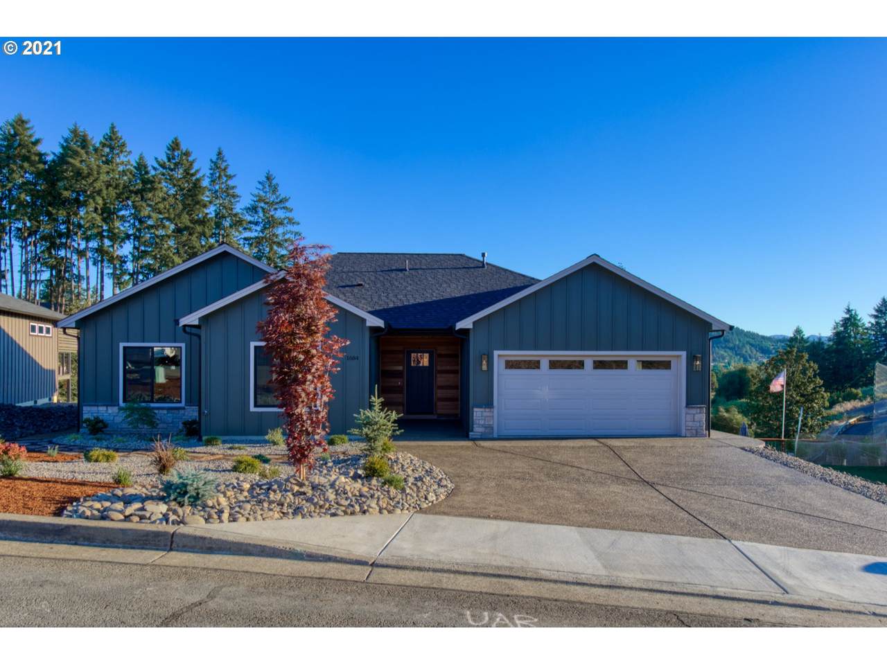1684 Scardi Blvd - Photo 1