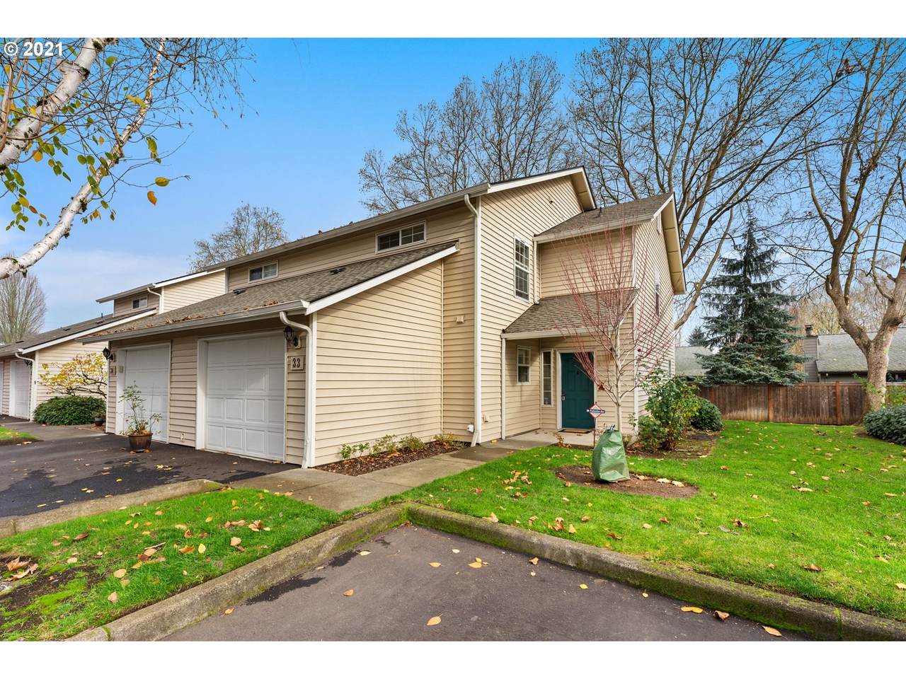 4701 77TH Ave - Photo 1