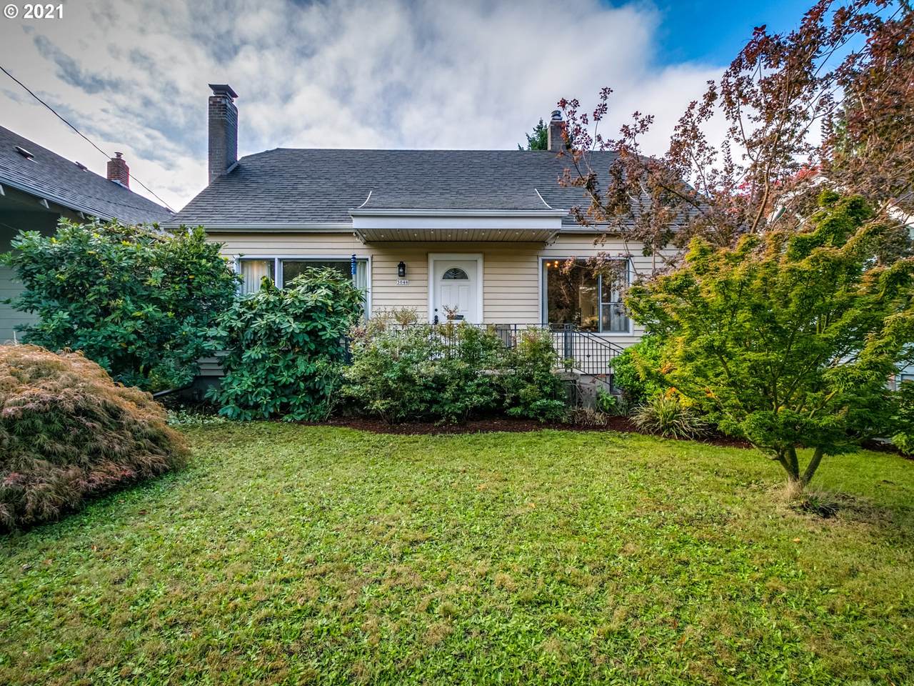 3046 Pacific St - Photo 1