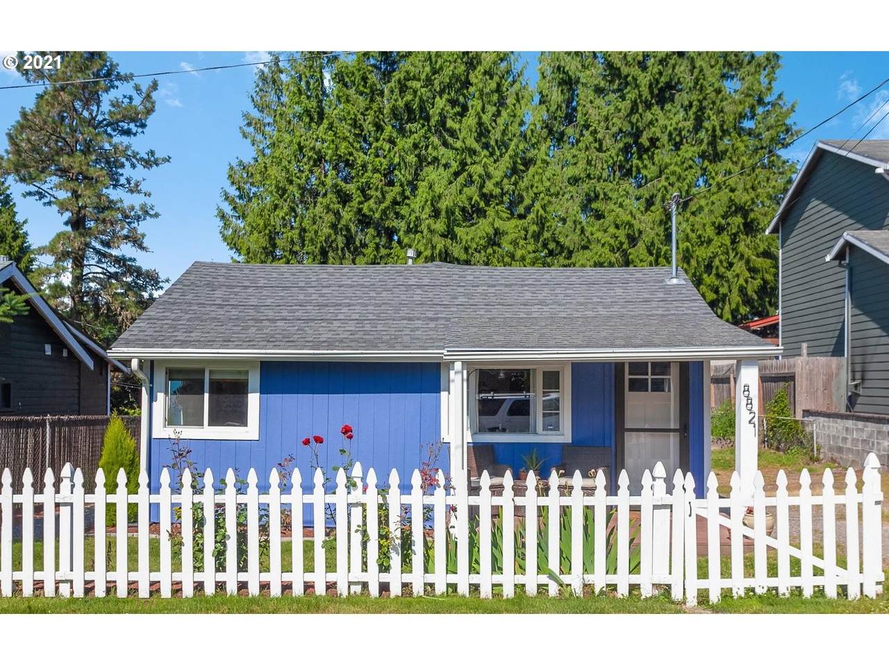 8821 29TH Ave - Photo 1