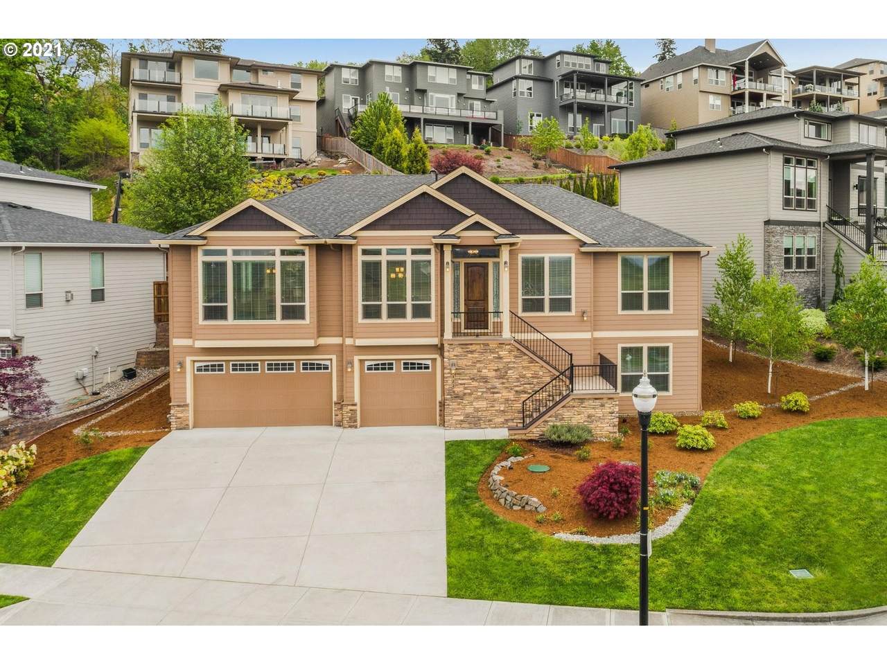 2422 Larkspur Ct - Photo 1