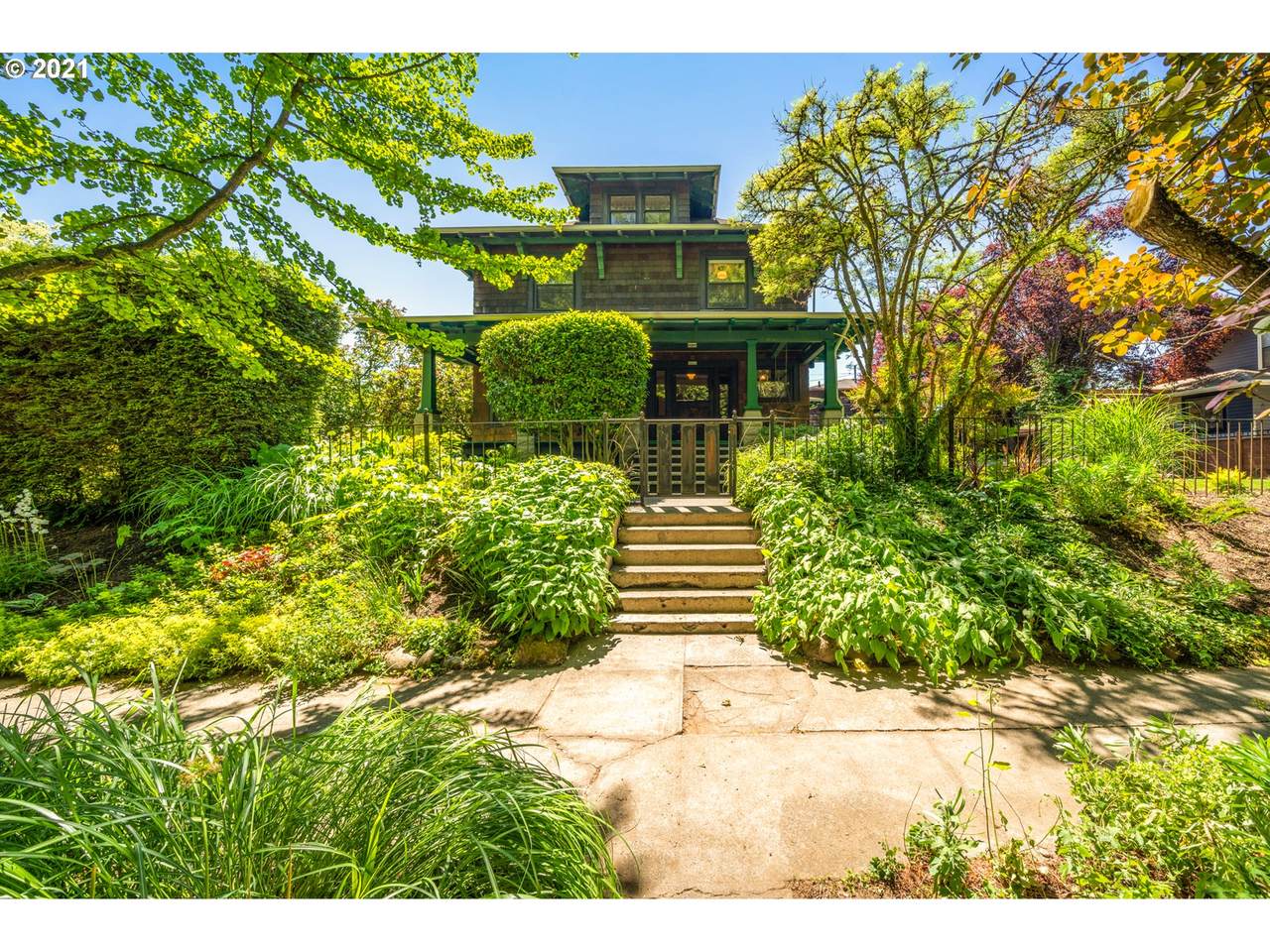 4015 Overlook Blvd - Photo 1