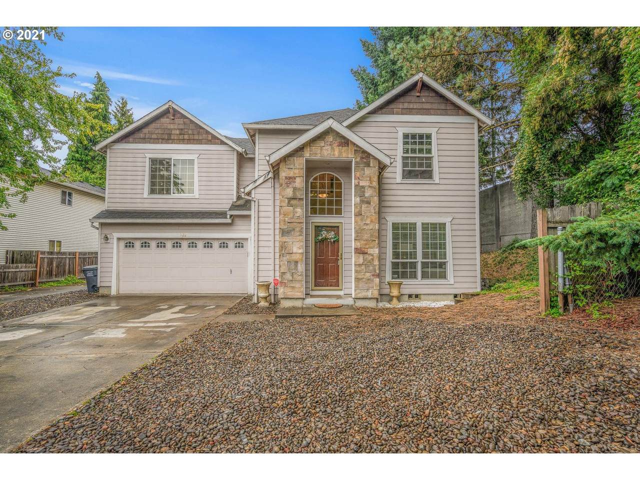 1122 Watts St - Photo 1