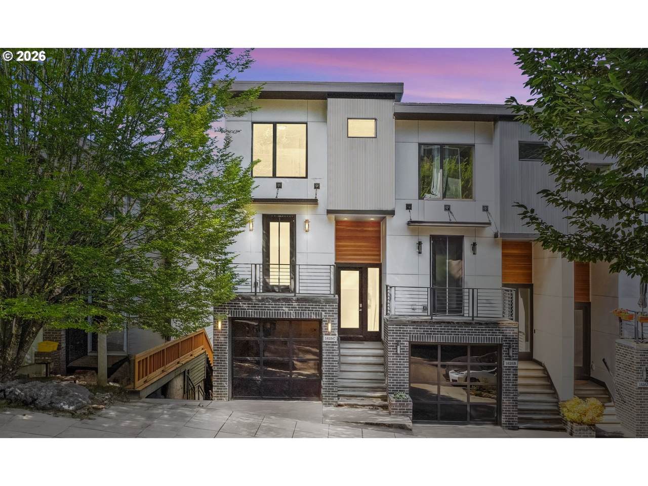 1625 Montgomery St - Photo 1