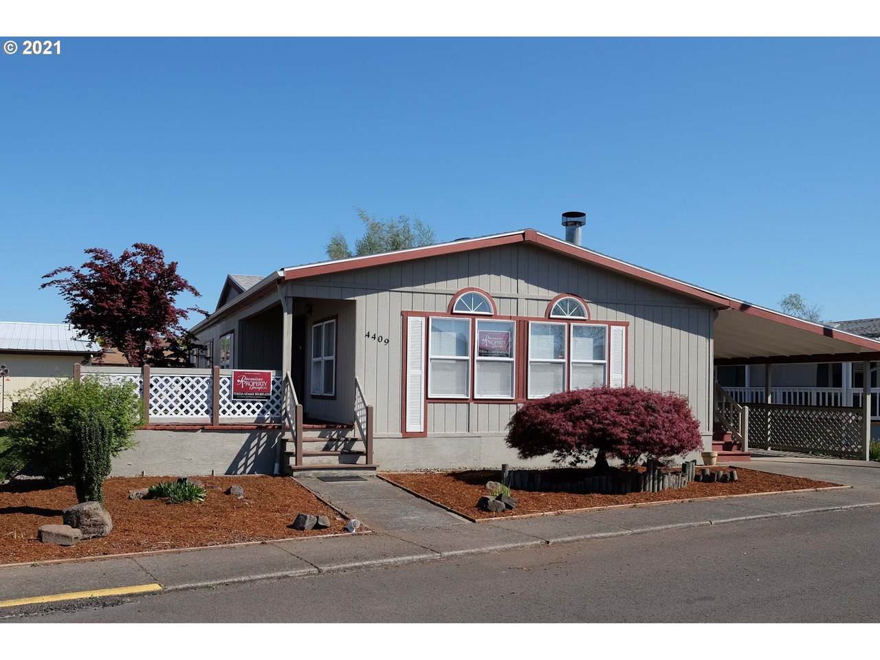 4409 Settlers Loop - Photo 1