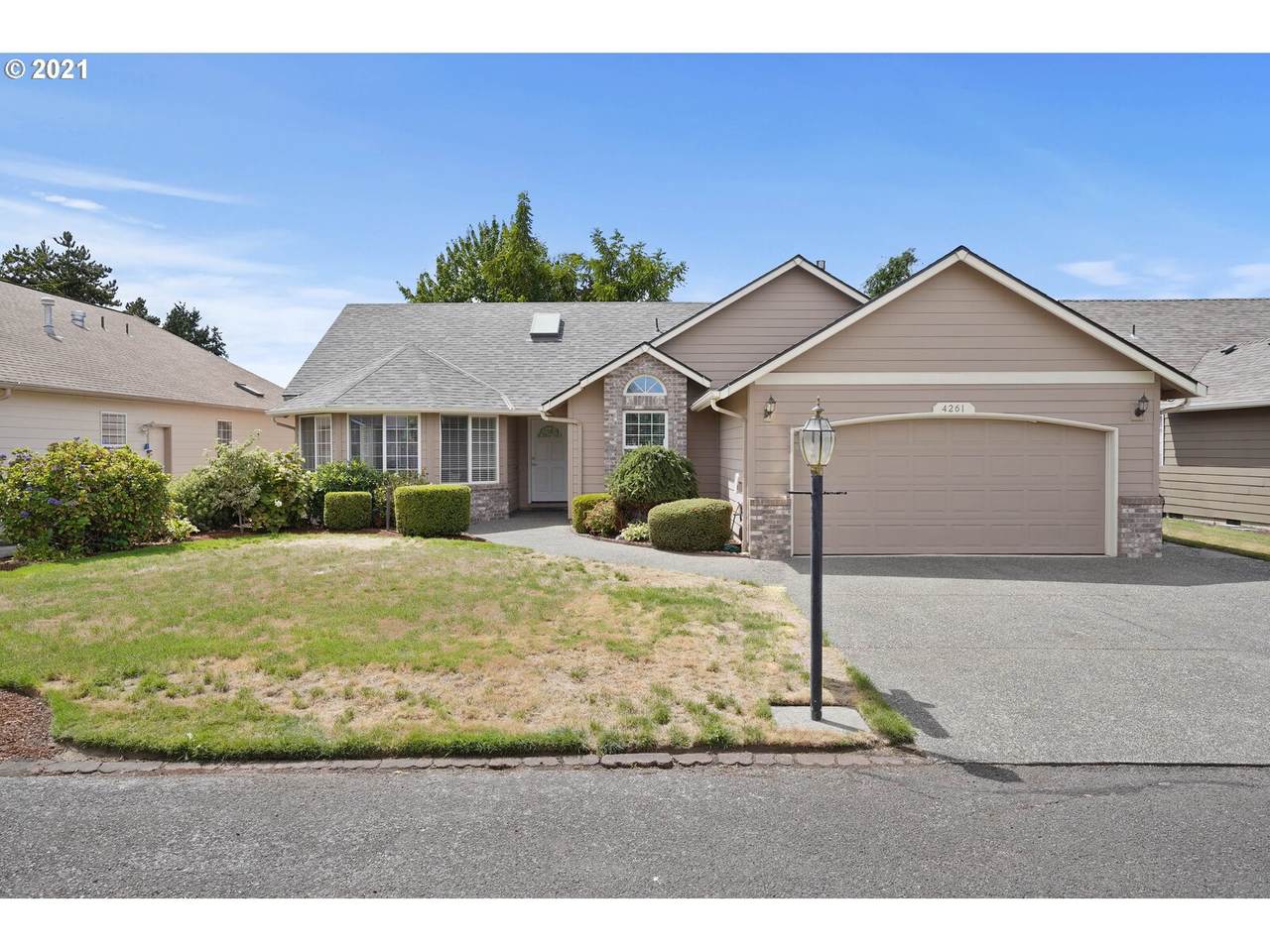 4261 Oregon Trail Ct - Photo 1