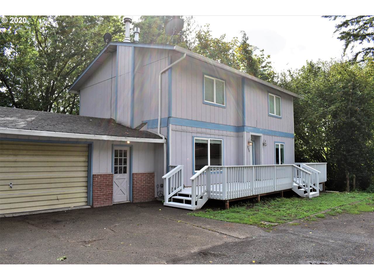 204 Downey Ct - Photo 1