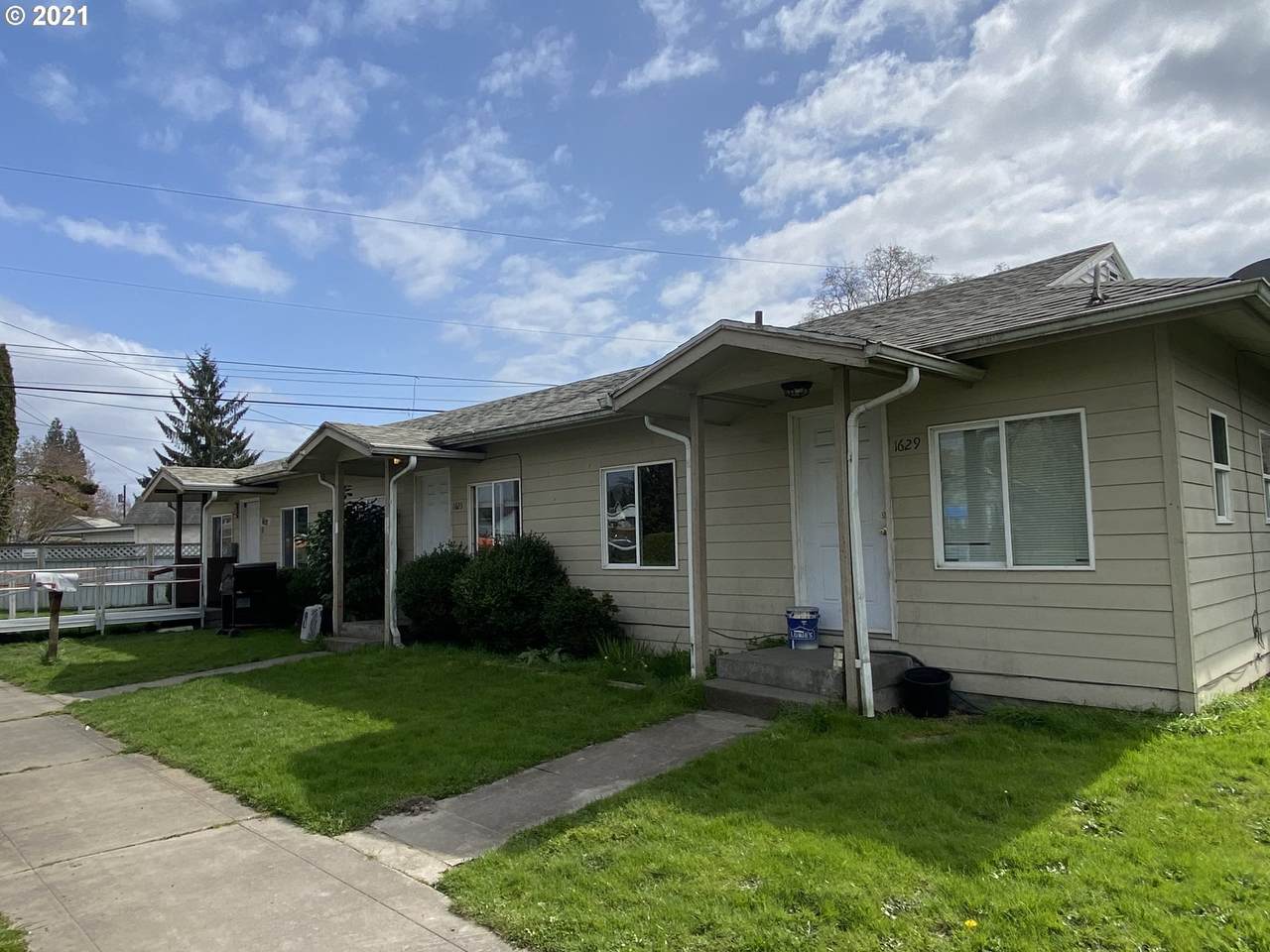 1621 Arkansas St - Photo 1
