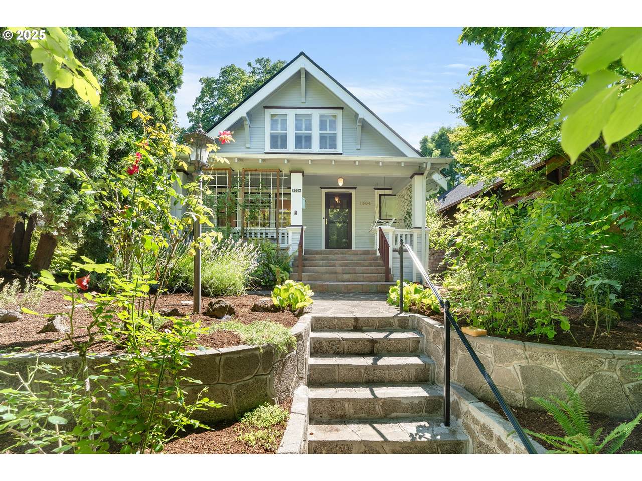 1304 51ST Ave - Photo 1