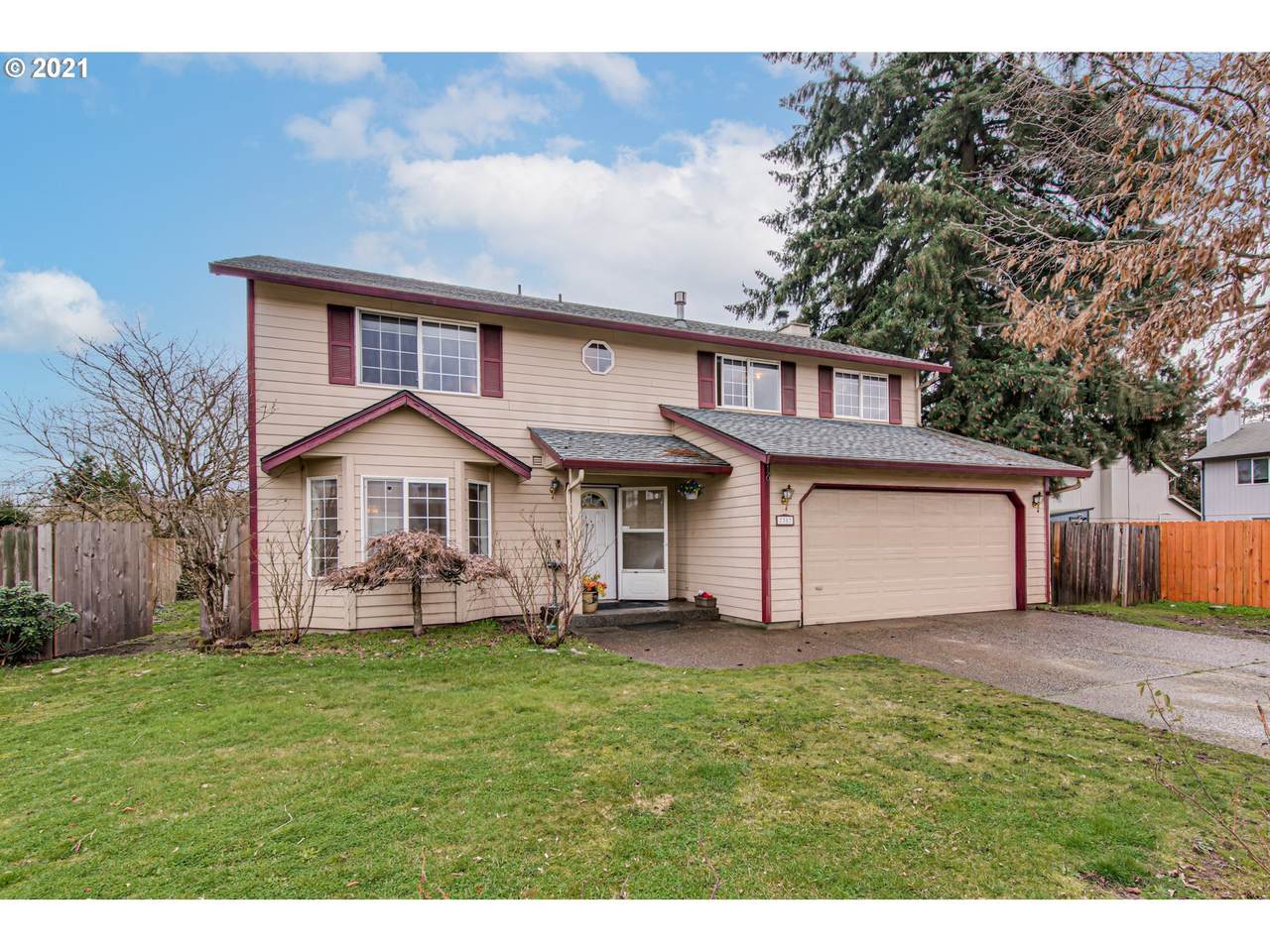 7707 110TH Ave - Photo 1