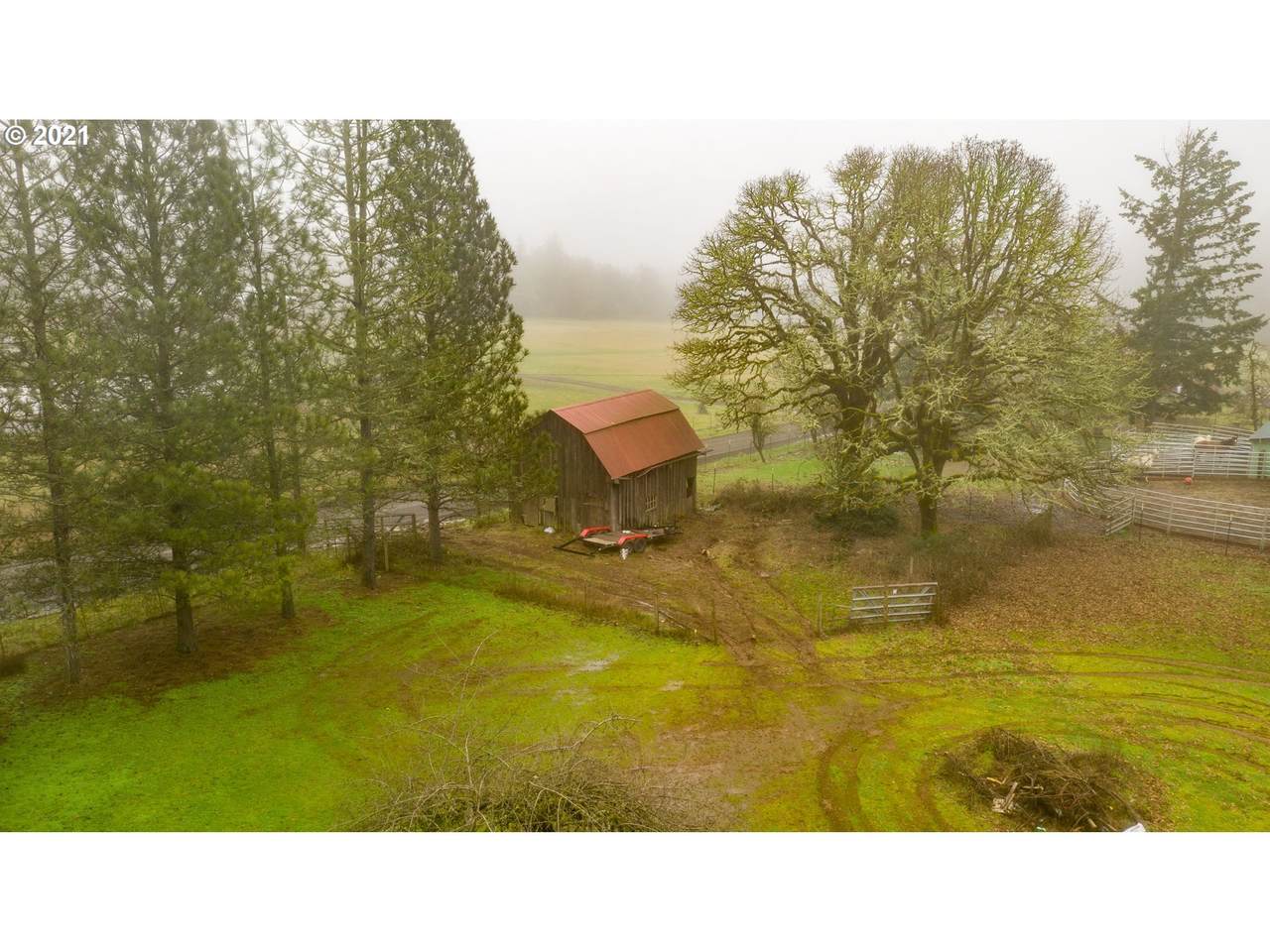 5287 Clark Rd - Photo 1