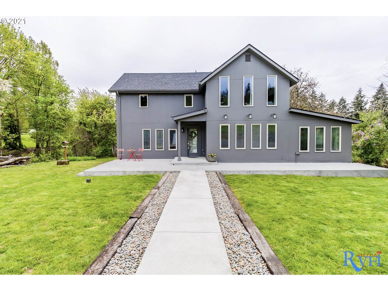 1221 Cloverdale Rd - Photo 1