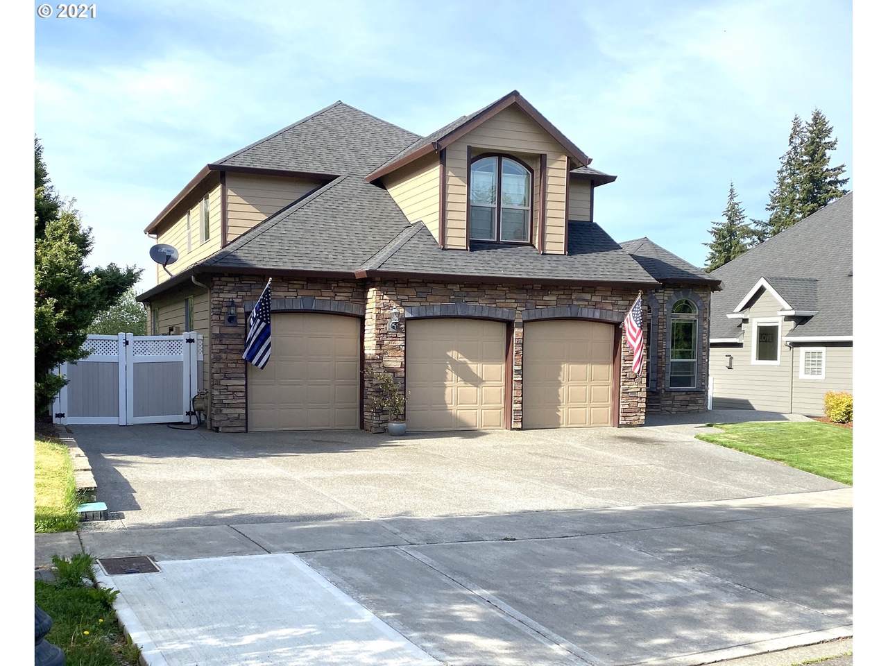 2304 17TH Way - Photo 1