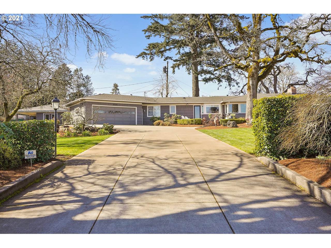 2715 Doughton St - Photo 1