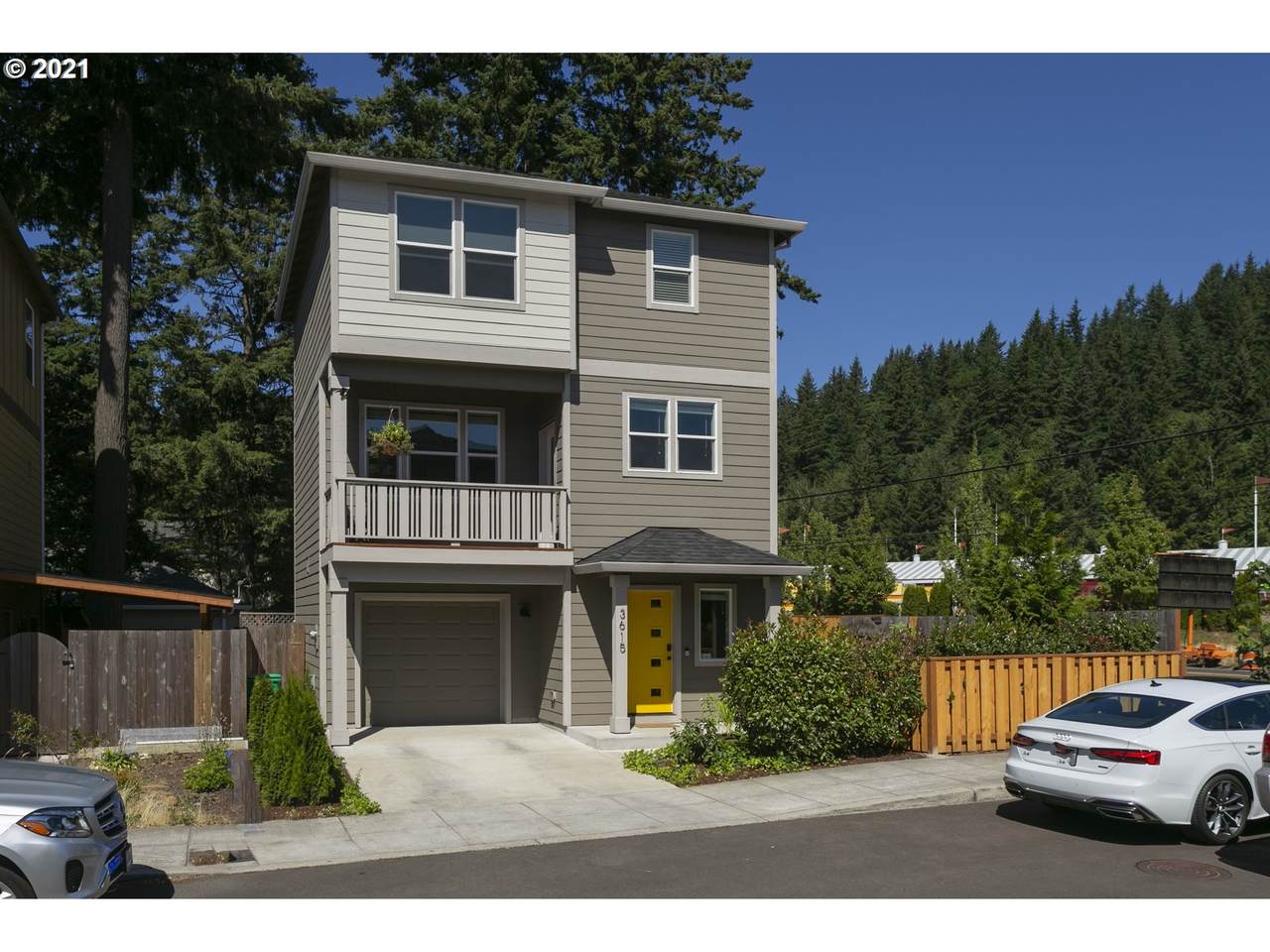 3615 107TH Ave - Photo 1