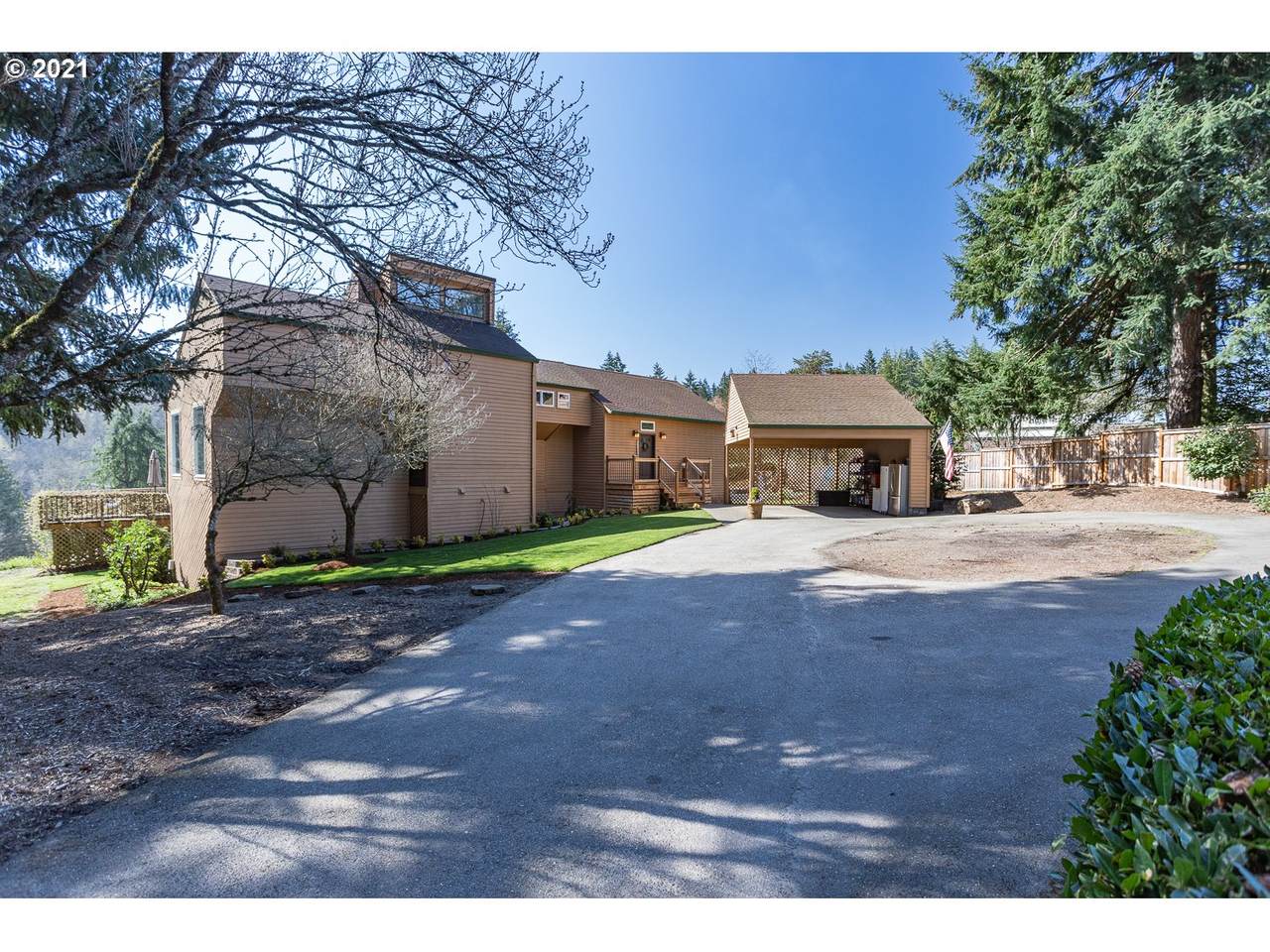 2385 Buckman Rd - Photo 1