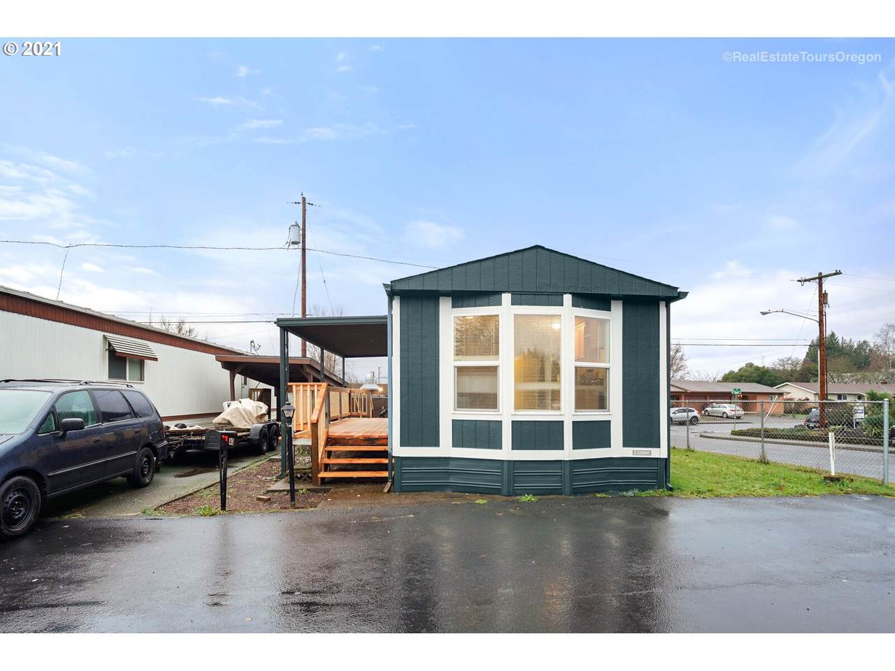 2420 Hembree St - Photo 1
