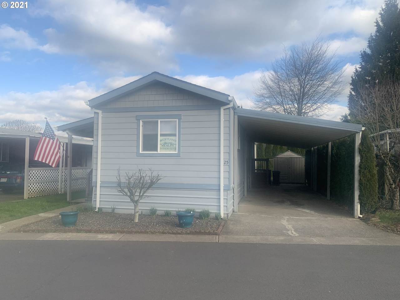 820 Wade St - Photo 1