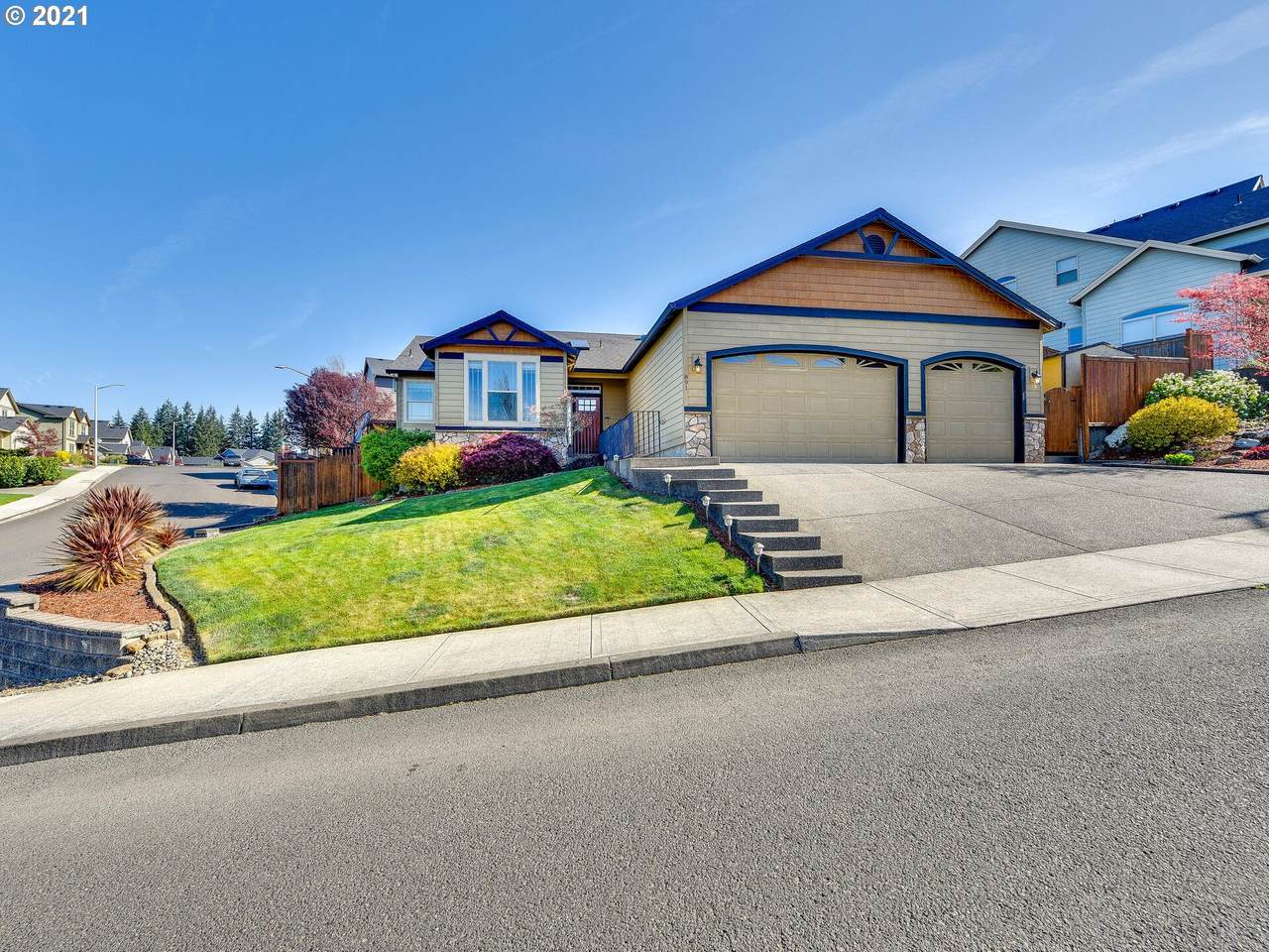 891 Cascadia Ridge Dr - Photo 1