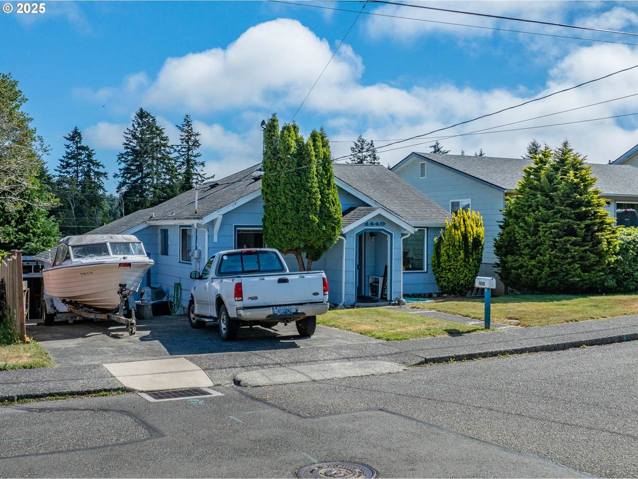 1449 Myrtle Ave - Photo 1